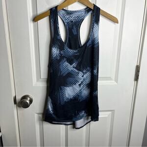 Athleta Cloudlight Blue & Black Patterned Racerback Athletic Tank Top Size Small